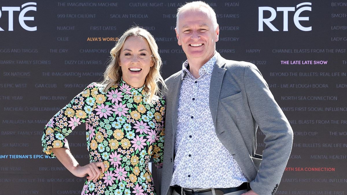 How Rose of Tralee presenter Kathryn Thomas plans to channel the spirit of a 1990s TV icon this week... as she hints at the VERY cheeky plans she has in store for her co-host Dáithí Ó Sé