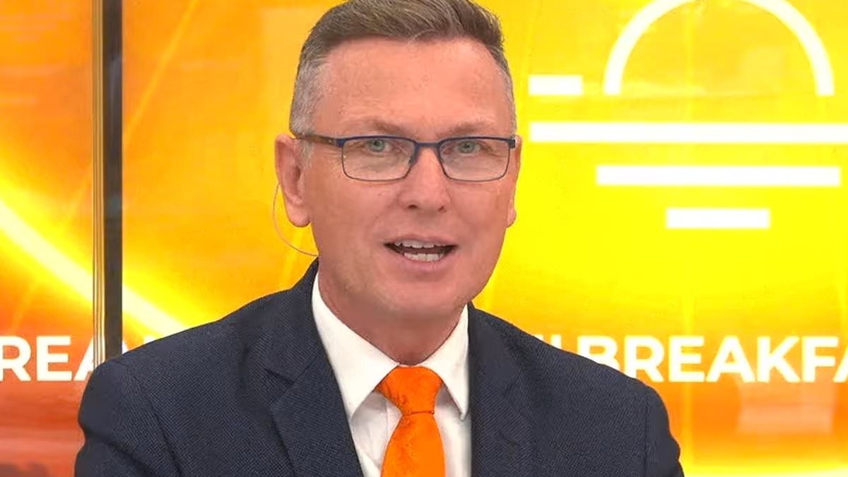 Eamonn Holmes' GB News replacement Stephen Dixon explains his absence from breakfast show after 'finally crashing' while managing Type 1 diabetes