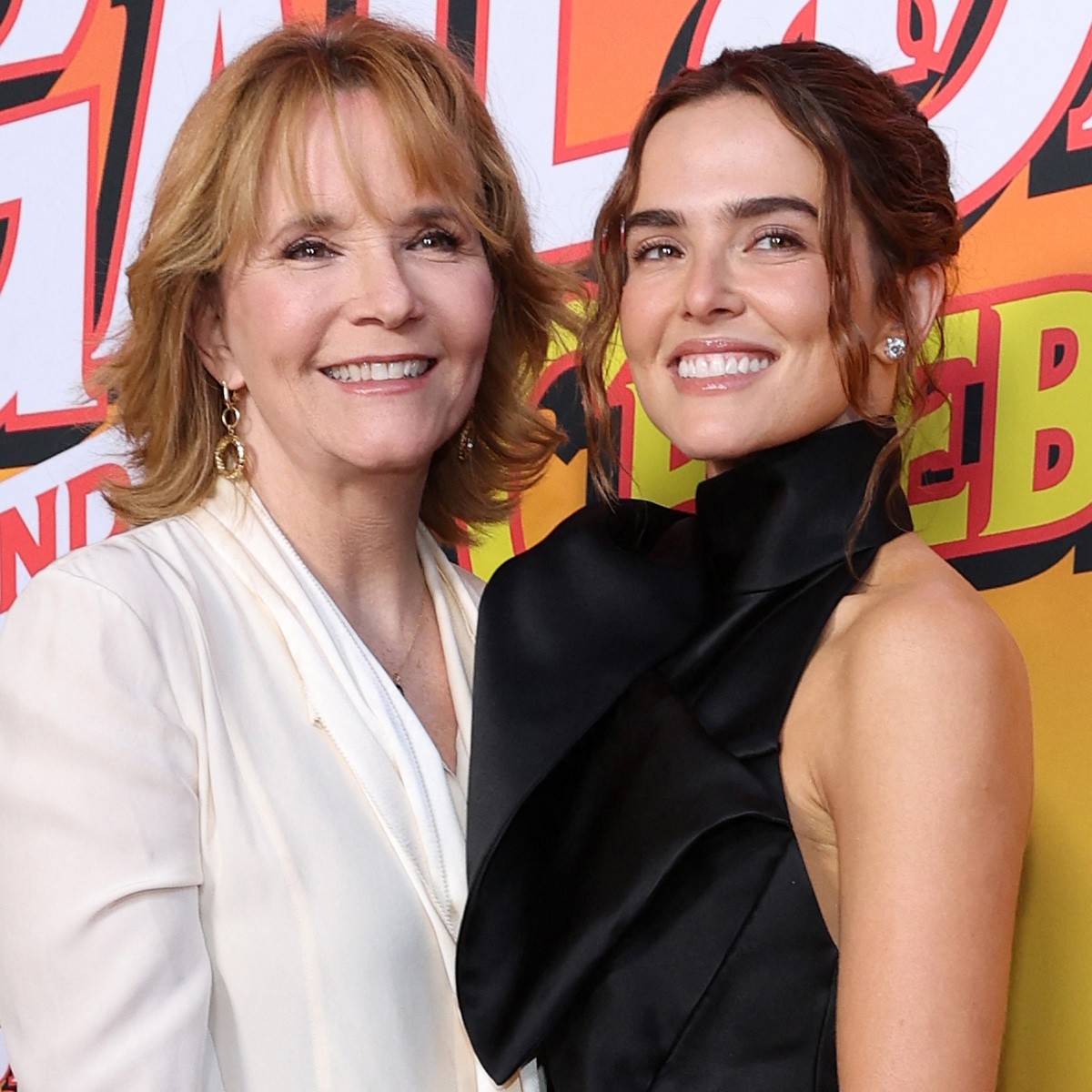 Will Zoey Deutch Appear on Anna Pigeon? Mom Lea Thompson Says…
