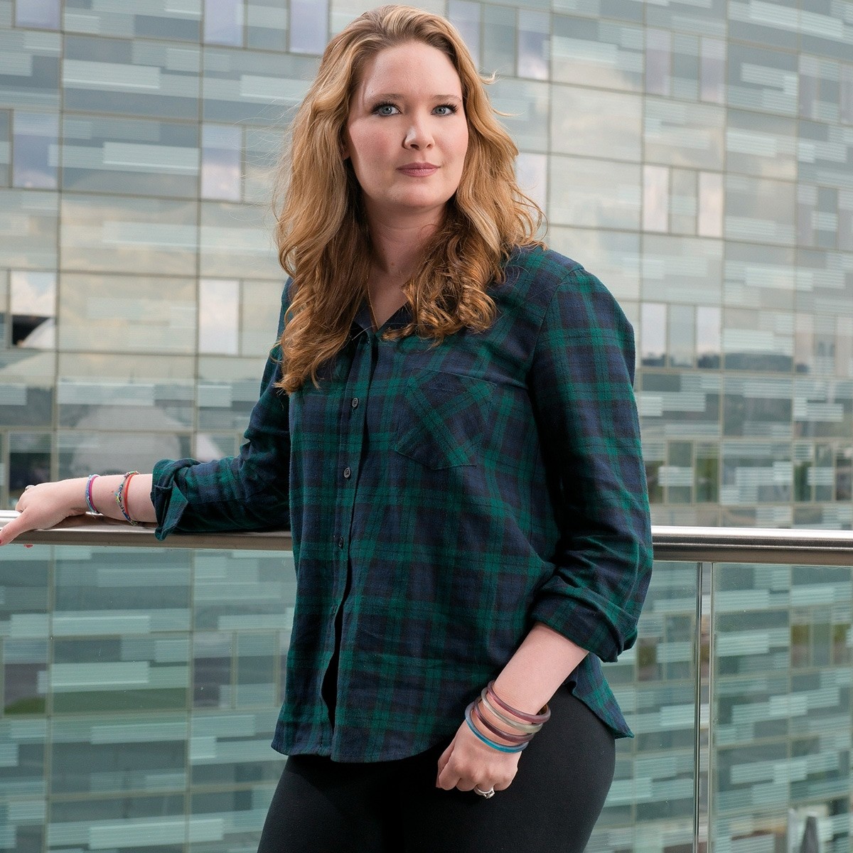 Sarah J. Maas Reveals 2 New ACOTAR Titles in Double Announcement