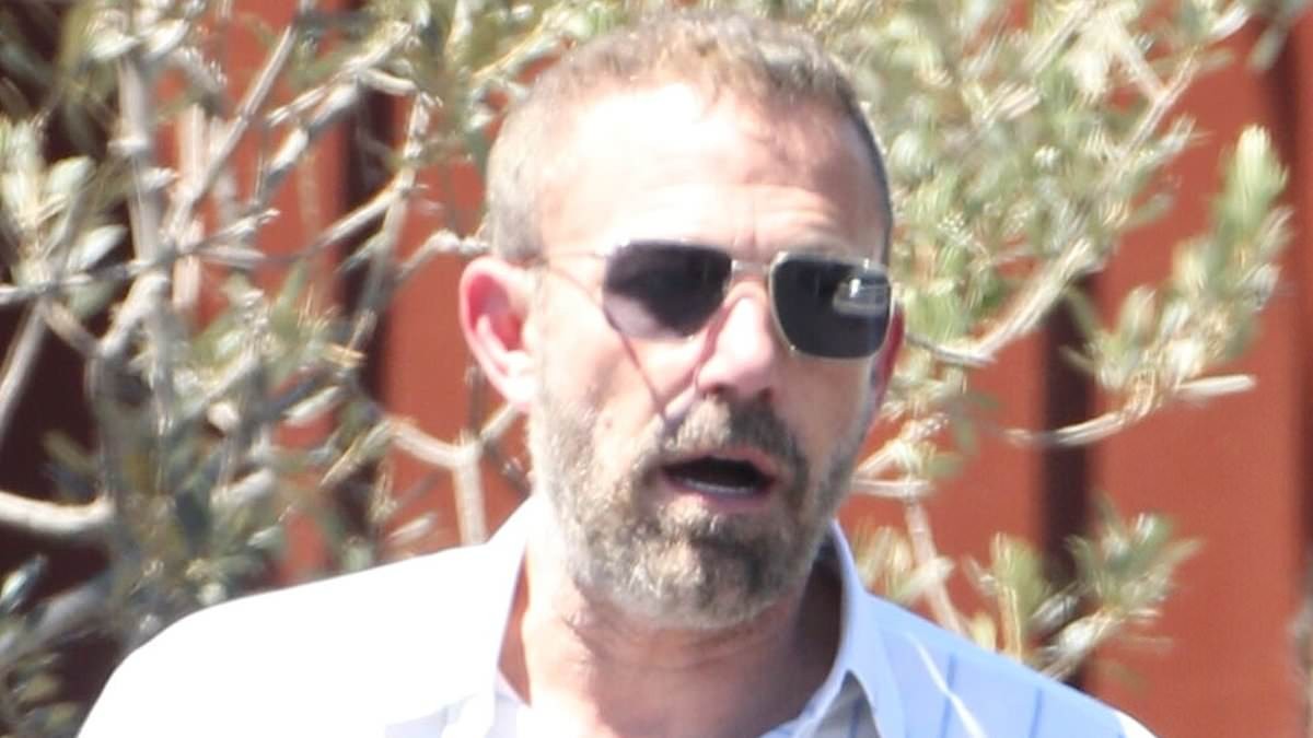 Mourning Ben Affleck rings in 54th birthday with ex-wife Jennifer Garner and kids by his side as he surfaces after his mother's death