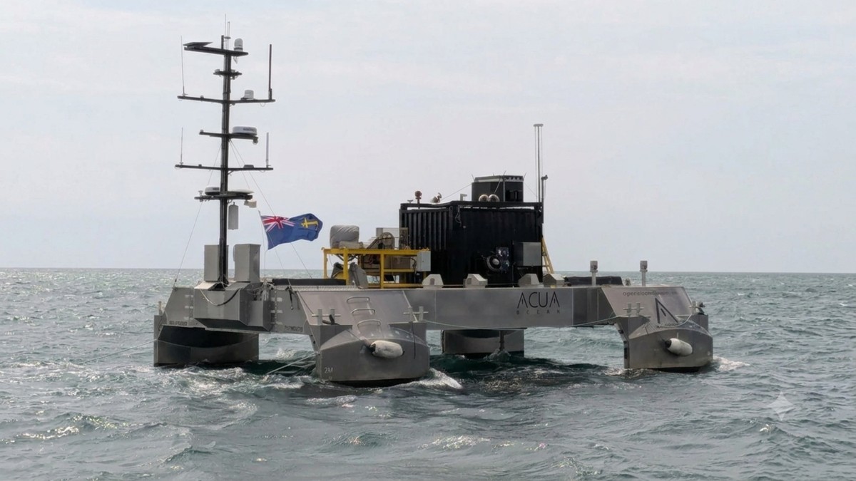 UK tests robot boat that can fly its own wired drone even in 14ft waves and stay at sea for weeks