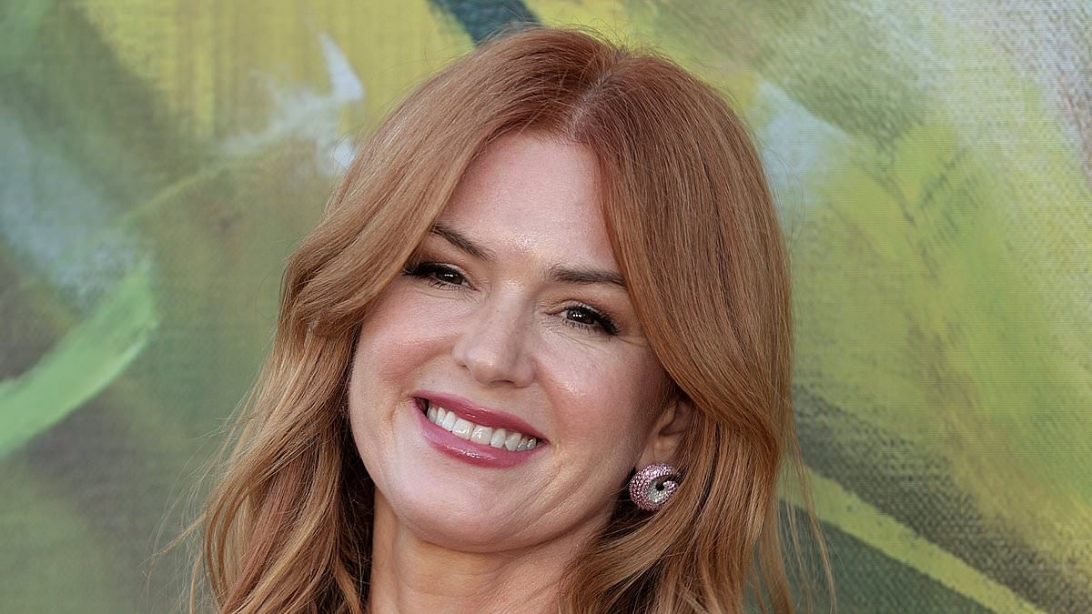Isla Fisher reveals the surprising reason she loved coming home to Australia to film new movie