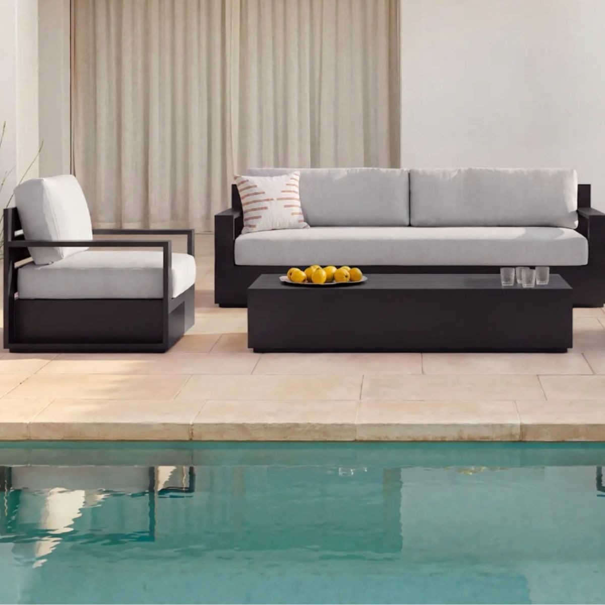 5 Ways to Make Your Outdoor Space Feel Like a Luxe Hotel