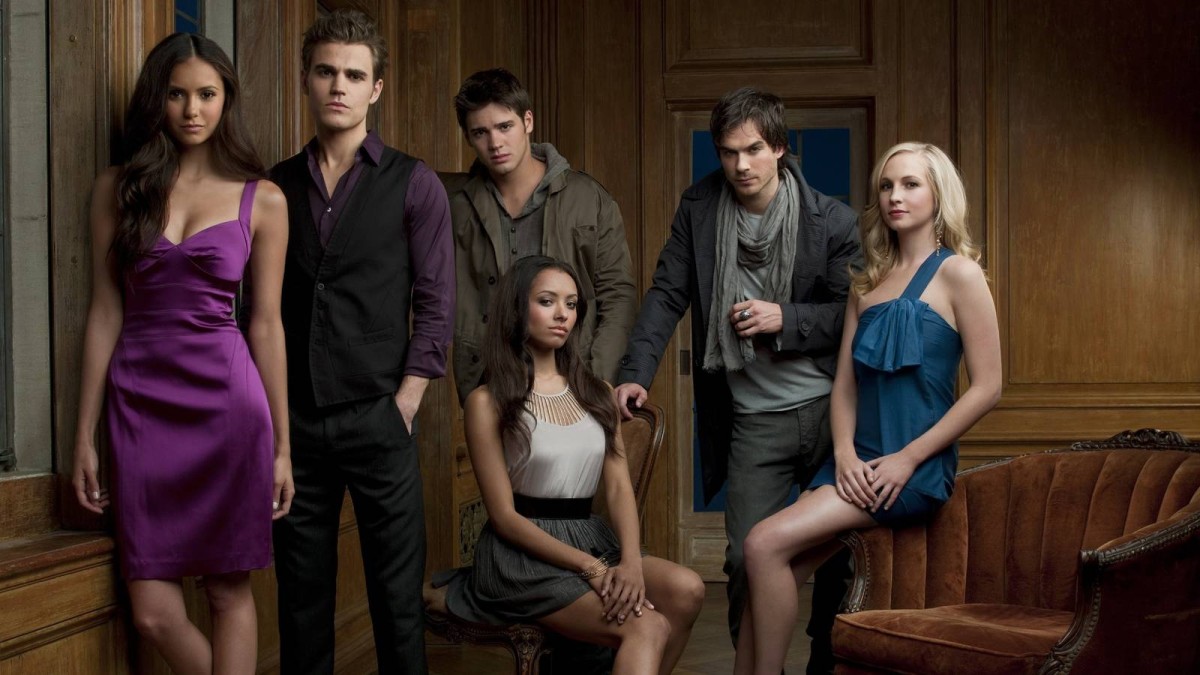 The Vampire Diaries' 20 Major Differences Between The Books & The TV Show