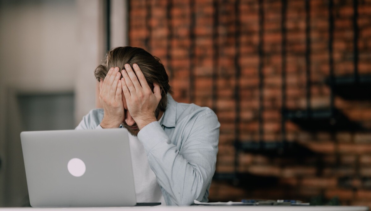 Humans in the loop miss a third of dangerous AI coding agent requests