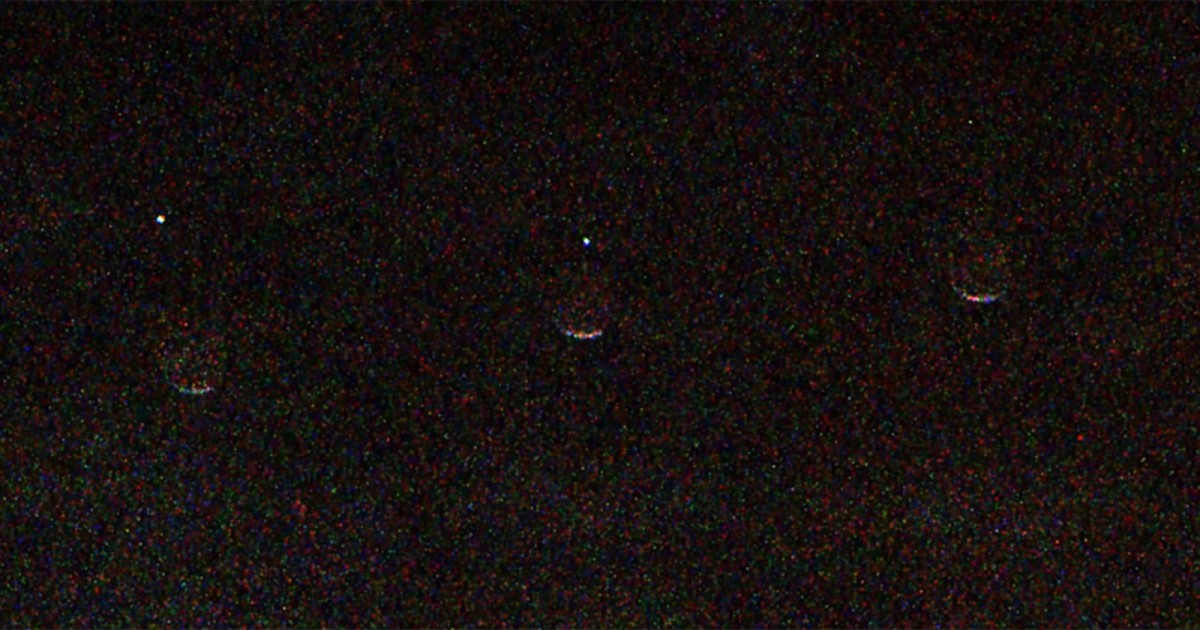 This Grainy Photo of Earth Captured on Mars Is Way Cooler Than It Looks