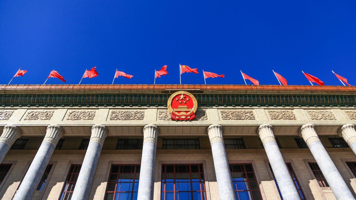 China joins Europe in scrapping Windows for Linux