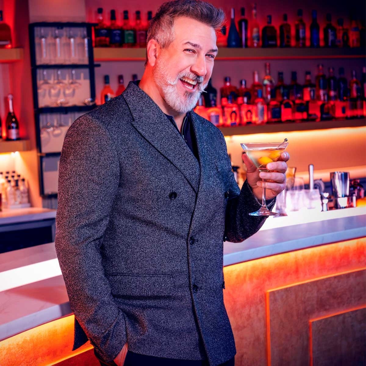 Cocktail Wars' Joey Fatone Reveals the Last Drunk Text He Sent