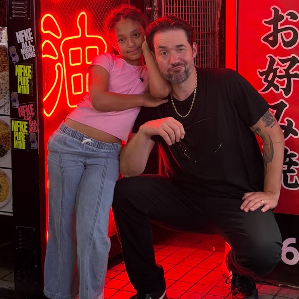 Alexis Ohanian Enjoys "Papa-Daughter Basketball Night" with Olympia