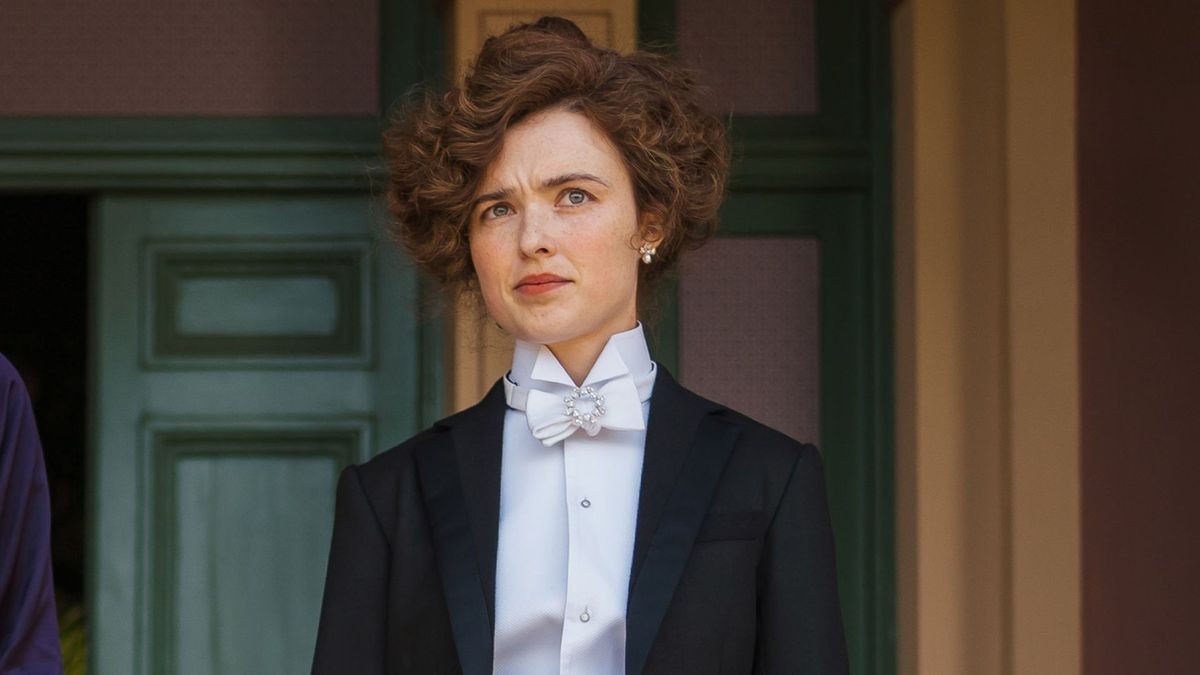 My Brilliant Career has cured my period drama-hating past by being the best TV show I've seen on Netflix this year — but don't expect it to be a Bridgerton bonkbuster