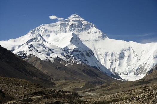 The Camera Lost on Mount Everest in 1924, and the Photograph It Might Still Hold