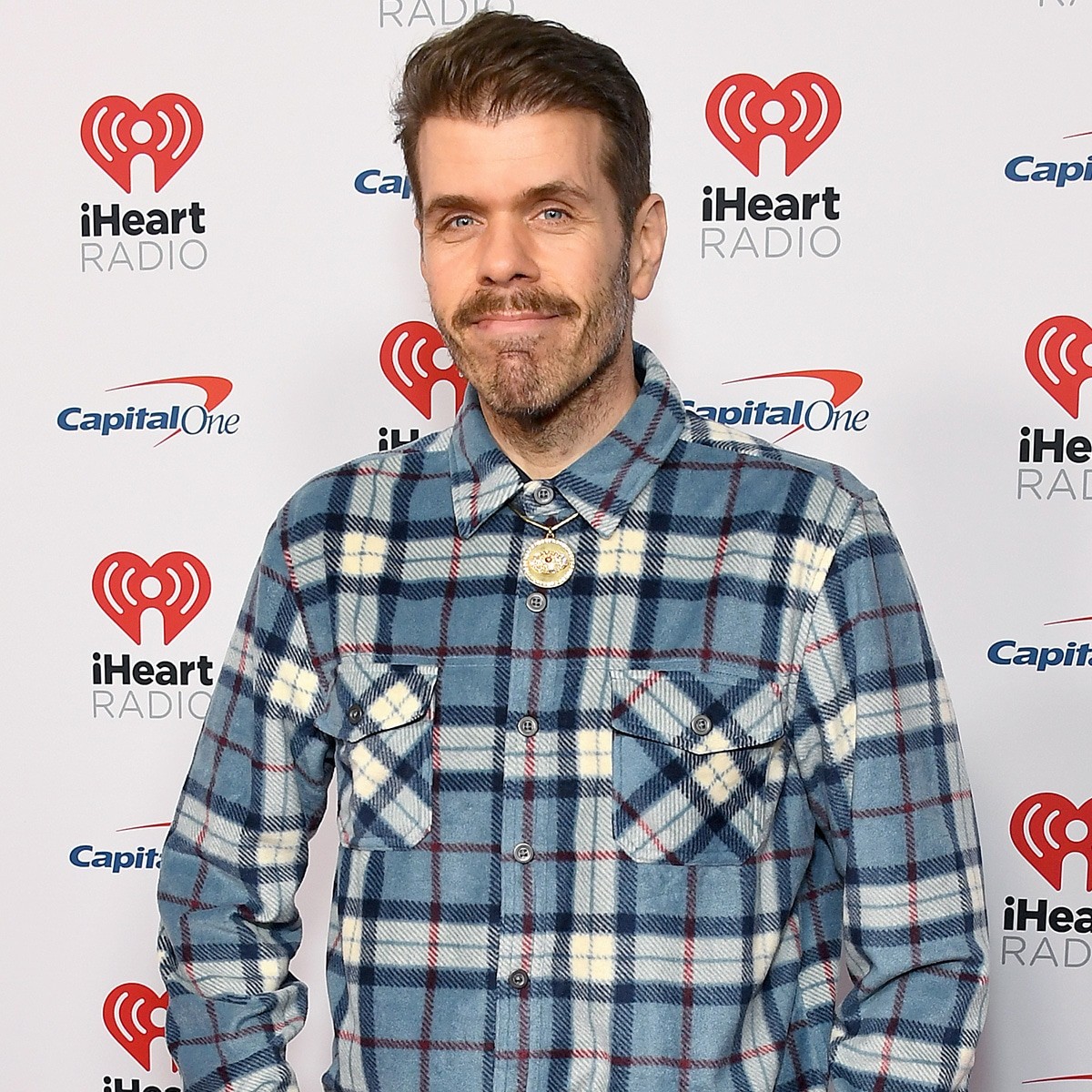 Perez Hilton's Sister Says She "Didn't Recognize" Him Amid Livestream