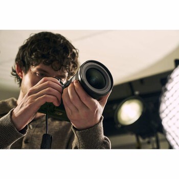 How Sony Went From Camera-Industry Outsider to a Full Frame Mirrorless Leader in About a Decade