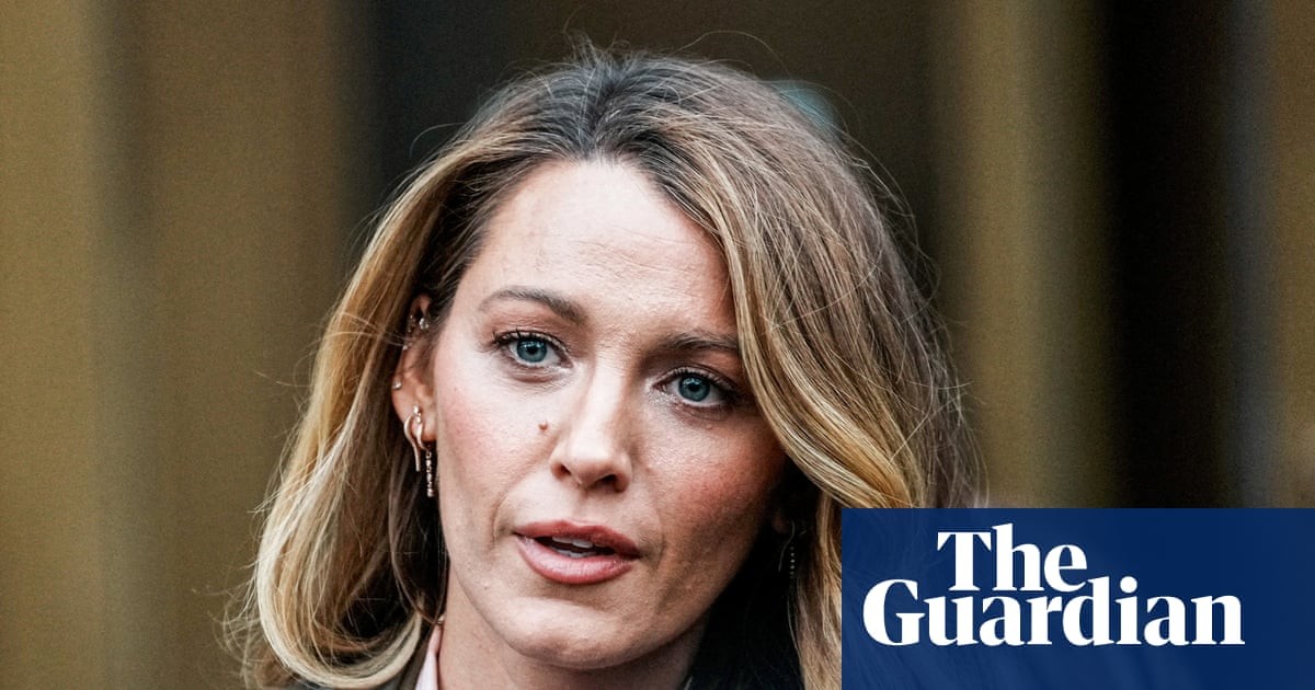Judge awards Blake Lively $400,000 in legal fees in Justin Baldoni case