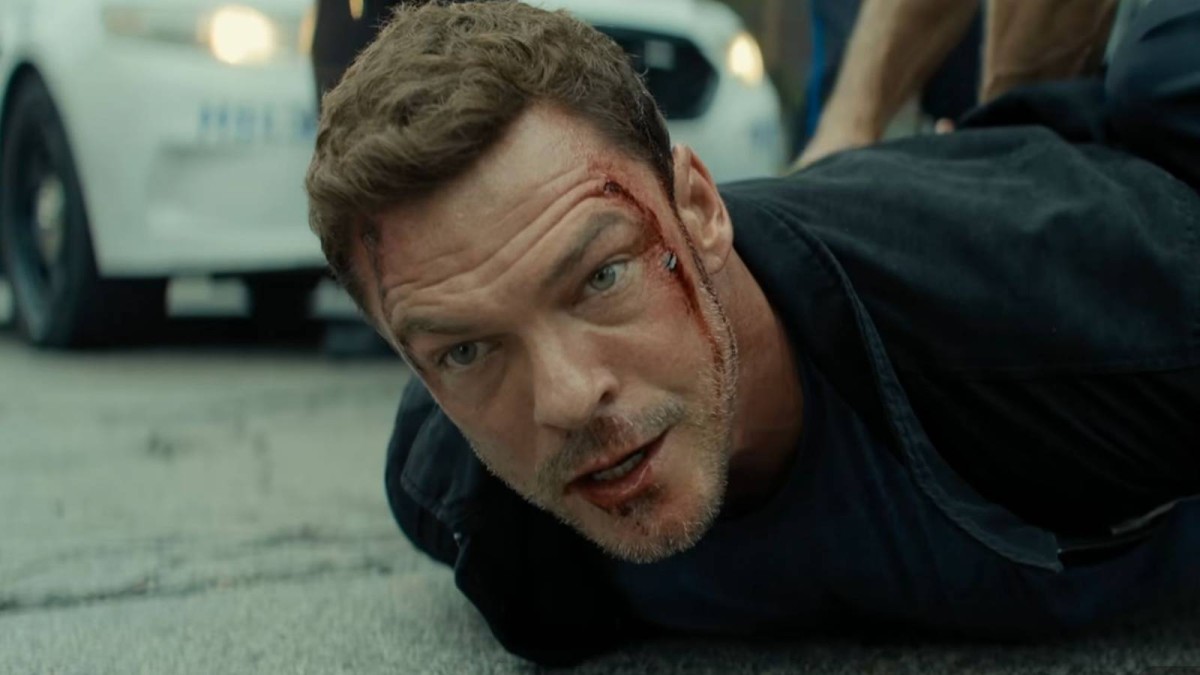 Reacher's New Episode Has A 'Blink And You'll Miss It' Nod To A Past Season