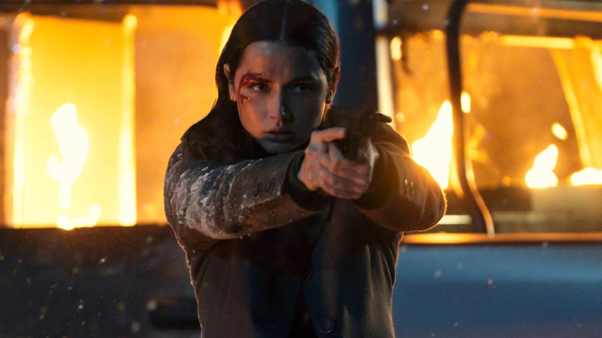 Ana De Armas Dons Wonder Woman Suit To Join James Gunn's DC Universe In New DCU Art