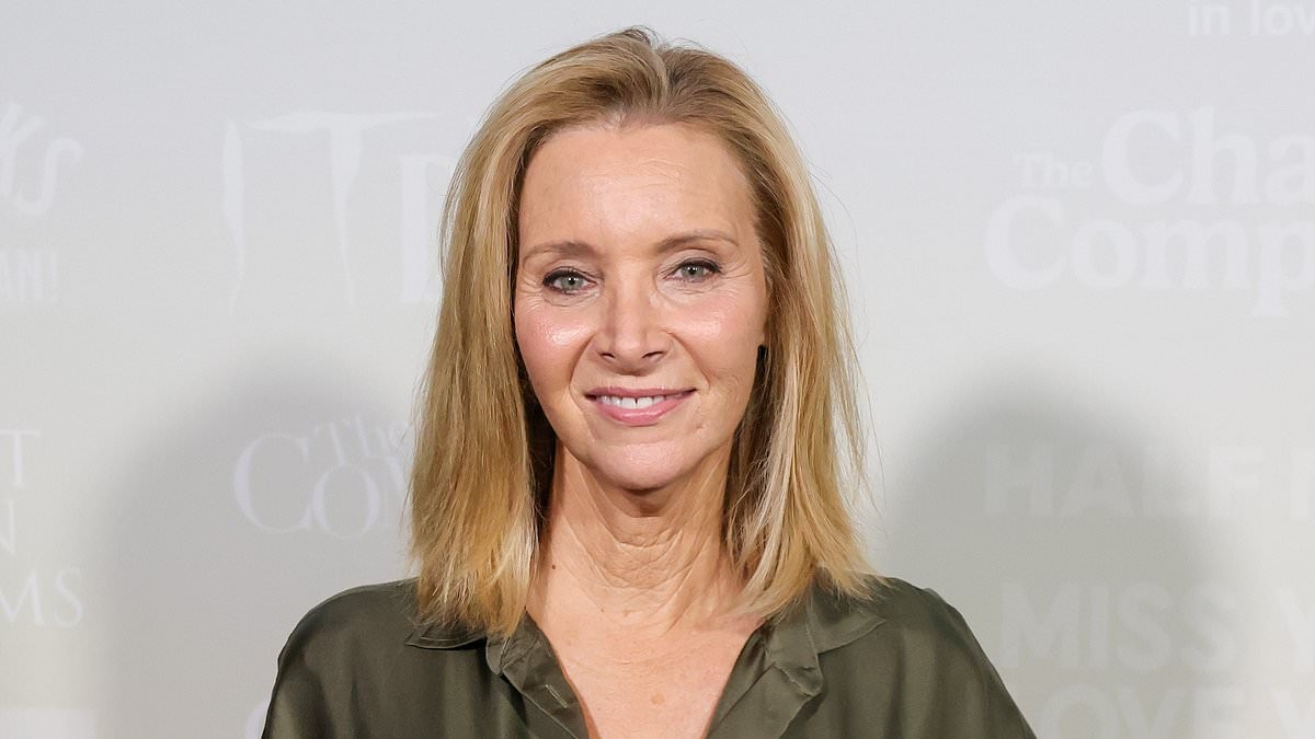 Friends star Lisa Kudrow reveals the annoying fan request she refuses: 'I really don't wanna do that'