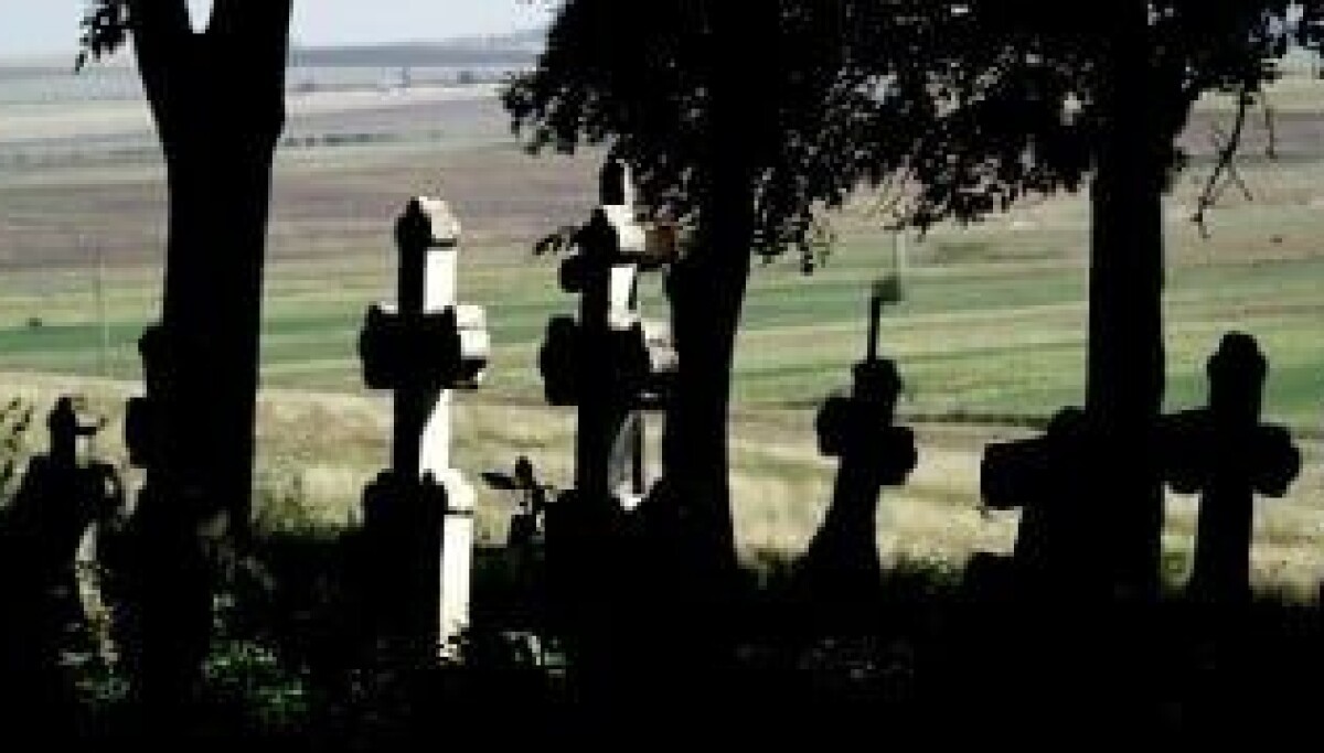Microsoft tosses Teams Live chat into its feature graveyard
