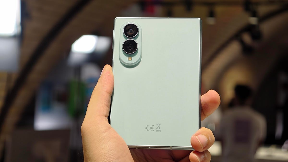 The 10 most popular products ZDNET readers bought this month (including lots of phone cases)