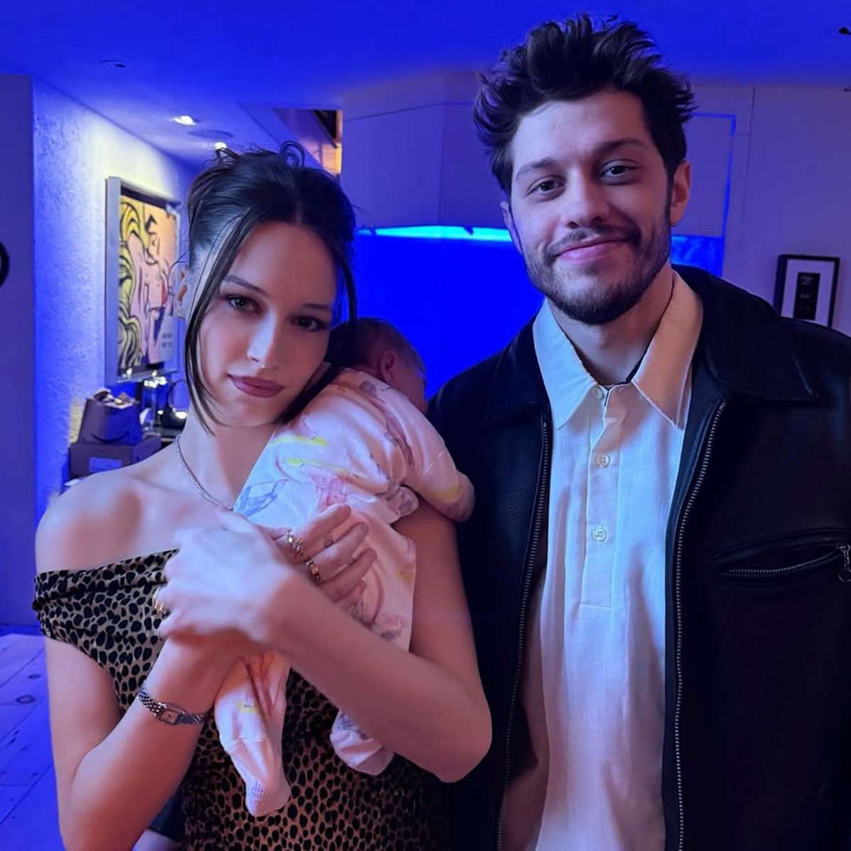 Elsie Hewitt Shouts Out "Baby Daddy" Pete Davidson for Surprising Gift