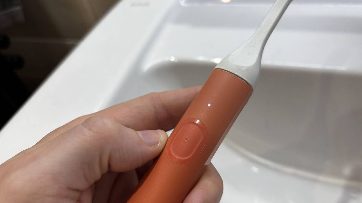 Suri Core 1.0 review: Finally, an affordable toothbrush with some sustainable credentials