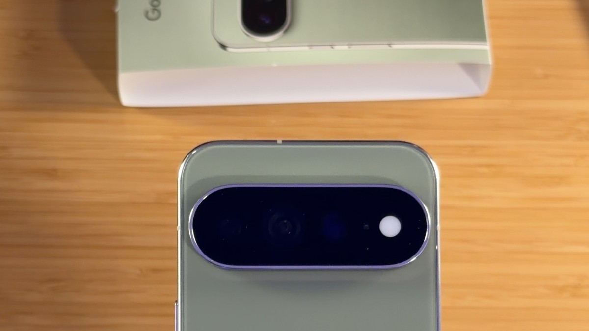 Google’s Pixel 11 Pro XL is here – unboxed, and open for your questions