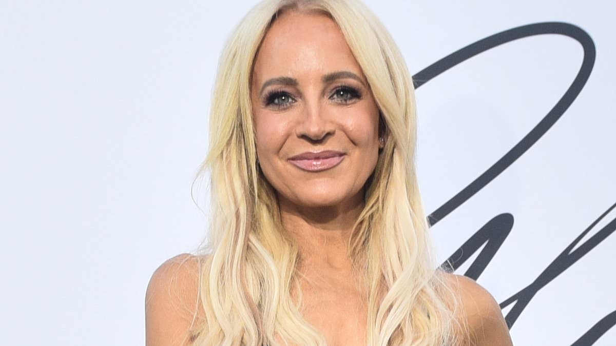Carrie Bickmore faces backlash after she asks a stranger to film her reunion at an airport and criticises him for not doing it properly: 'He's not directing a movie'