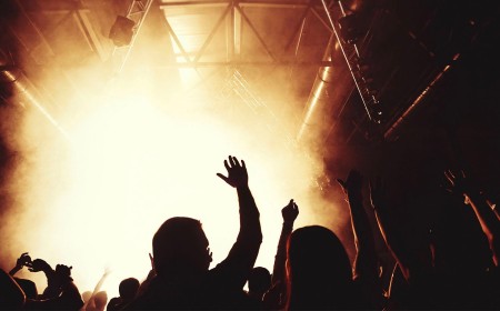 New York Nightclub Threatens to Permanently Ban Anyone Caught With Smart Glasses