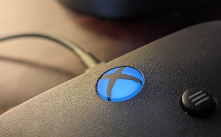 Australians must now prove their age to buy R18+ games on the Xbox store