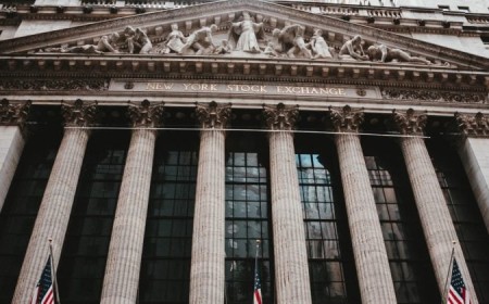Wall Street just ran its first live trades on blockchain, and the biggest names showed up