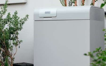Michael Dell's son and a SpaceX alum want to put battery storage in every backyard