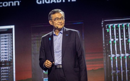 Intel CEO hints at return to the memory business — says market is ripe for innovation, hints at stacking memory and CPU