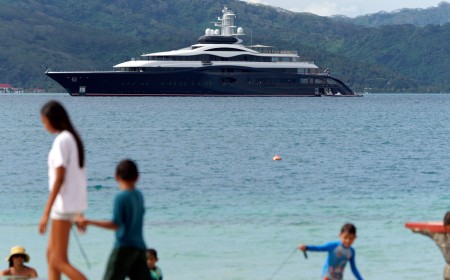 Zuckerberg’s superyacht ignored emergency channel, failed to aid stranded boat