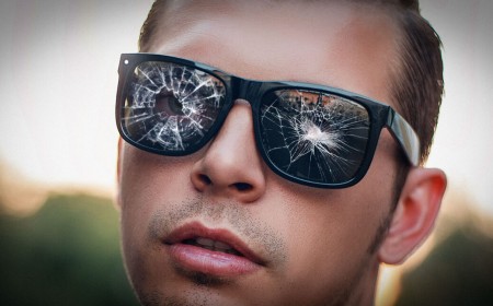 As demand for Meta AI glasses explodes, it’s harder to avoid creepy recordings