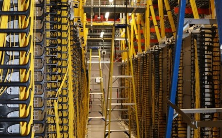 AWS mumbles about its cost-busting networking tech when it should be shouting