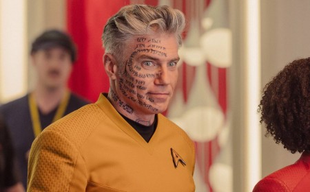 Captain Pike’s Face Tattoo Meaning In Star Trek: Strange New Worlds Revealed 