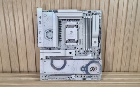 ASRock X870E Taichi White Motherboard Review: A Taichi washed in white, now with 10 GbE