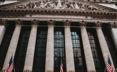 US eases Wall Street regulations, Europe’s financiers seek similar reforms