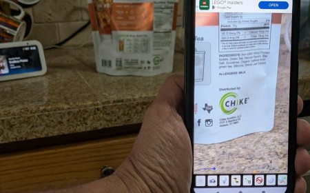 I found an Android magnifier app for my aging eyes that beats camera zoom - and it's free