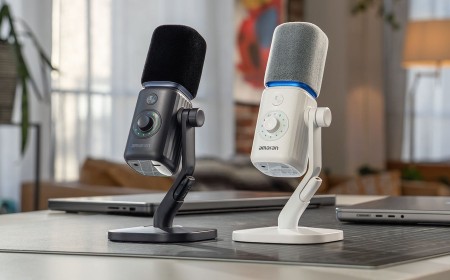 Amaran Makes its Audio Debut With Wireless Desktop Mic