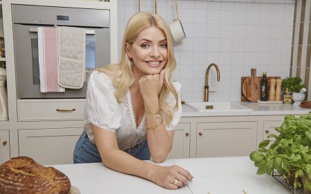 Holly Willoughby's new YouTube show Together 'lands £5million deal' after it was panned by critics