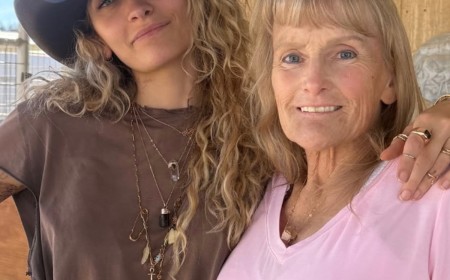 Michael Jackson's Daughter Paris Jackson Details Meeting Her Mom at 15
