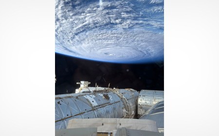 Astronaut Snaps Photo of Super Typhoon on His iPhone