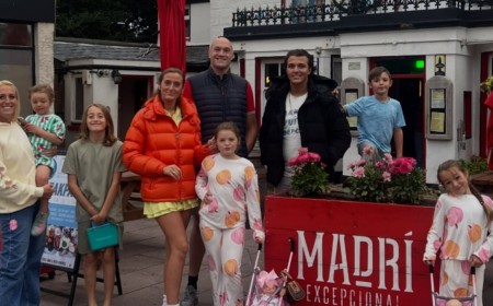 Venezuela Fury and husband Noah Price reunite with her family on the Isle Of Man over a pub lunch as they film new At Home With The Furys series