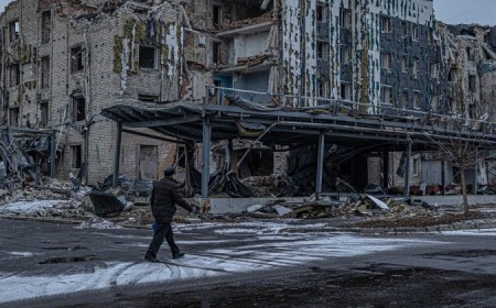Ukraine strikes Russian command post in Donetsk, killing 27, injuring 58
