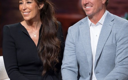 Joanna Gaines Shares Rare Vacation Photos of 5 Kids with Chip Gaines