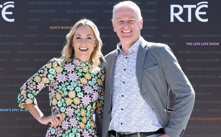 How Rose of Tralee presenter Kathryn Thomas plans to channel the spirit of a 1990s TV icon this week... as she hints at the VERY cheeky plans she has in store for her co-host Dáithí Ó Sé