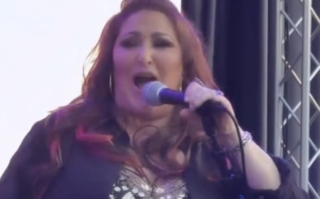 '80s pop star Tiffany targeted by body-shamers after breaking silence on secret health battle that led to weight gain