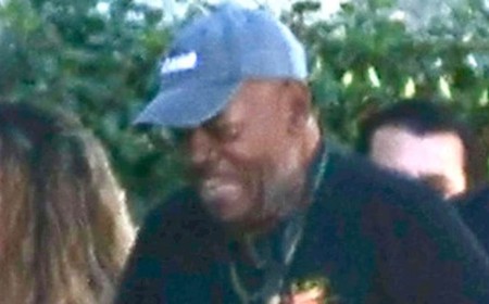 Beloved 90s sitcom star who worked with Bruce Willis steps out in LA at 74... can you guess who?